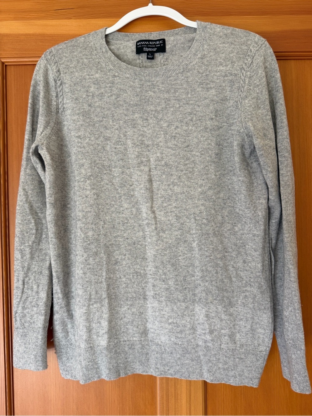 Banana Republic Women’s Gray Crewneck Cashmere-Blend Sweater size Large